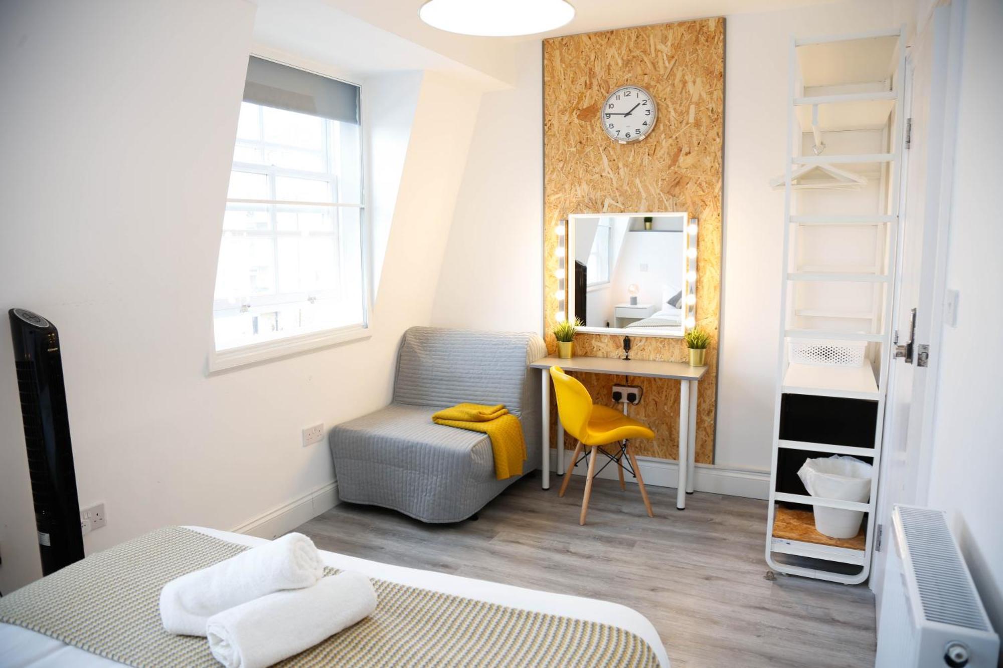 Luxury Rooms In Camden Town Near Shops, Cafes, Bars & Metro With Shared Bathrooms Londres Exterior foto