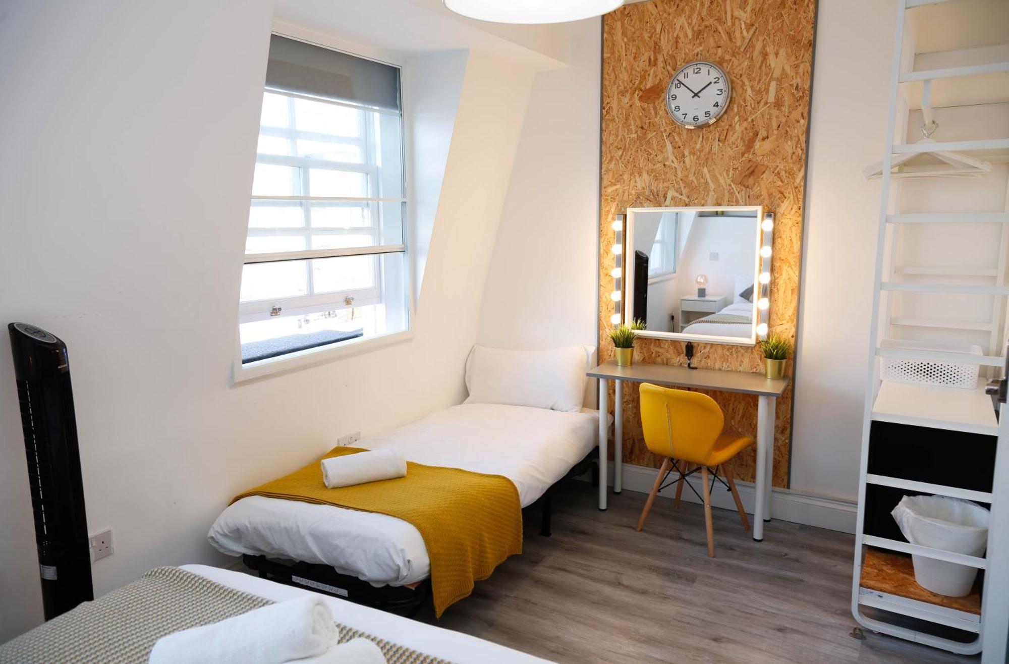 Luxury Rooms In Camden Town Near Shops, Cafes, Bars & Metro With Shared Bathrooms Londres Exterior foto