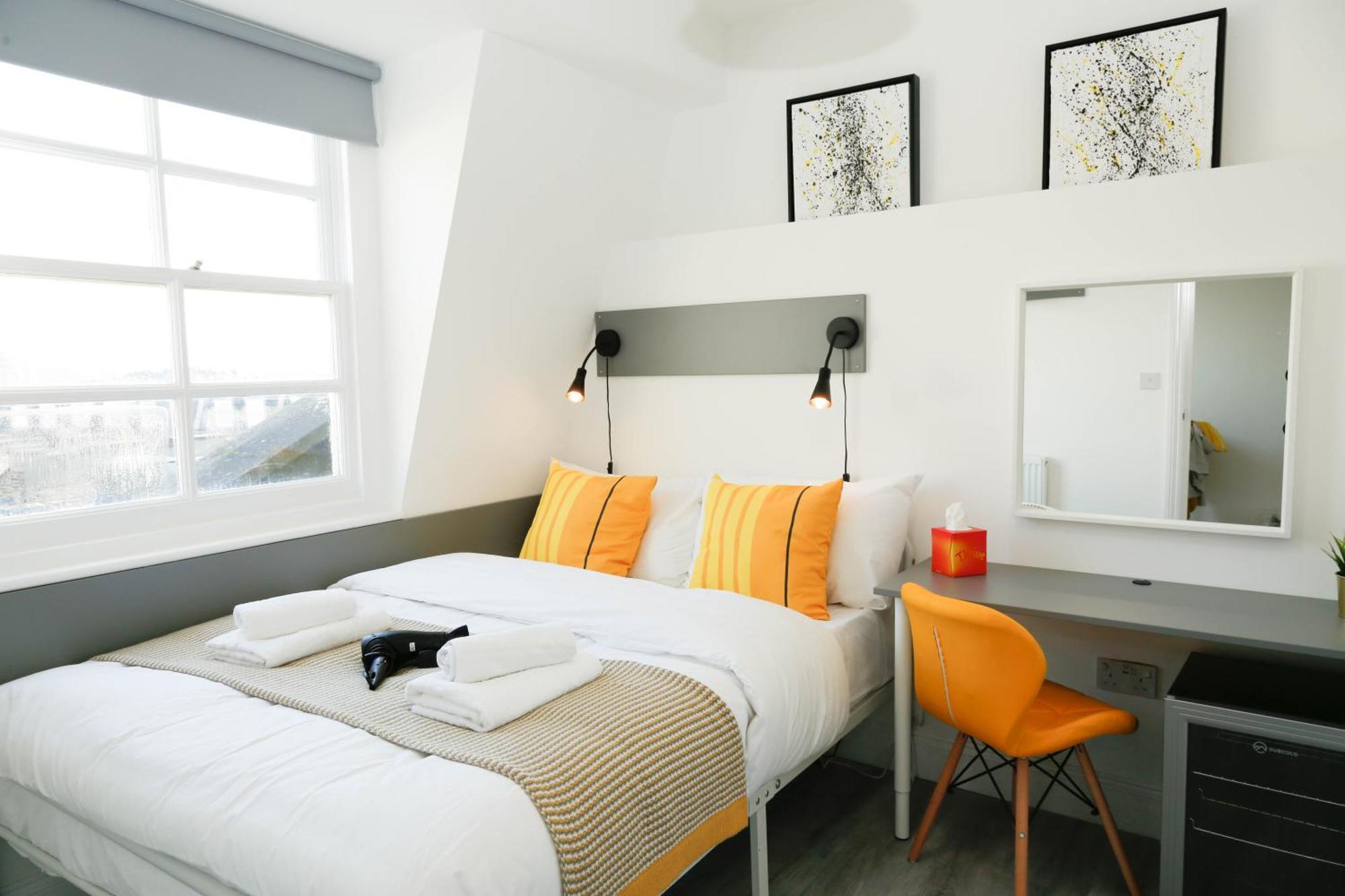 Luxury Rooms In Camden Town Near Shops, Cafes, Bars & Metro With Shared Bathrooms Londres Exterior foto